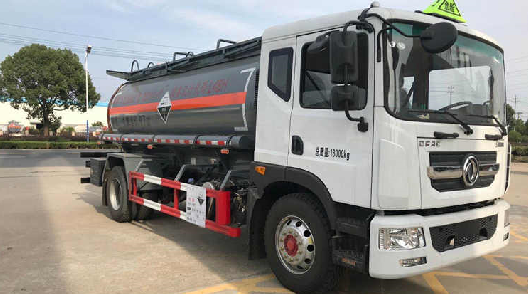 東風(fēng)腐蝕性物品廂式運輸車 東風(fēng)腐蝕性物品廂式運輸車